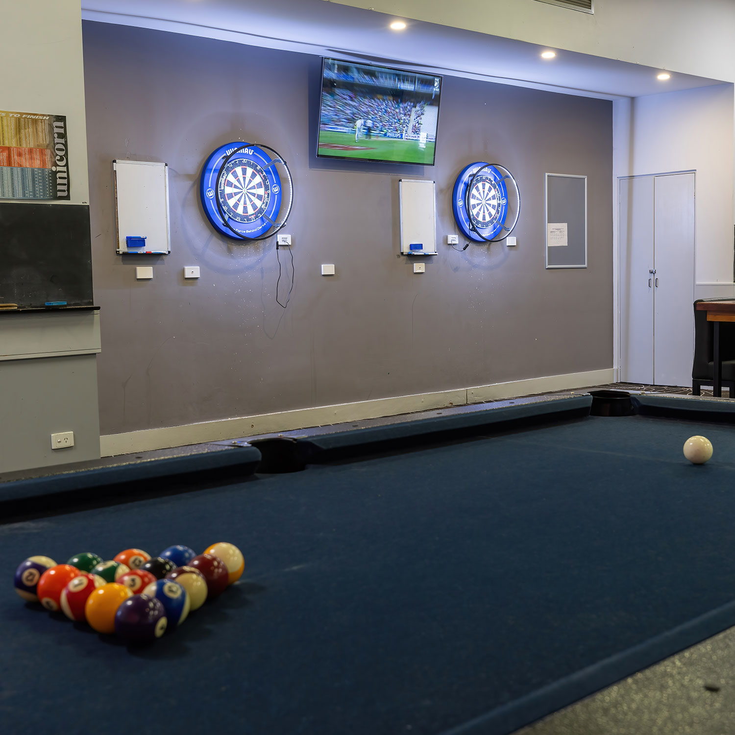 sports-bar-10